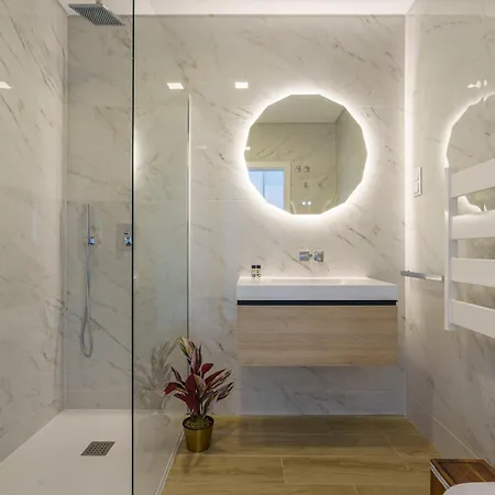 Villa Casa Caracol, With A Panoramic Ocean View *